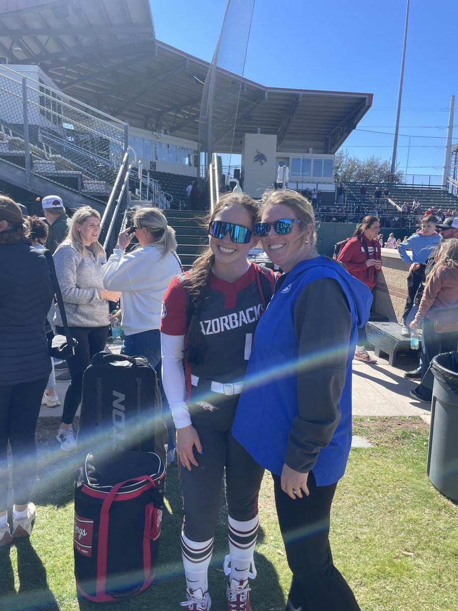 Melissa Hall tweet media