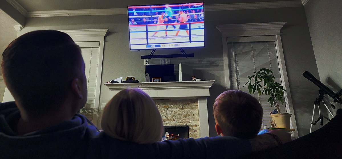 Real_Fowler_C's tweet photo. Fight Night is a Family affair in our house!!! #Z03
Thanks for the memories @Zuffa_Boxing 🥊 https://t.co/y0VM8XhNAb
