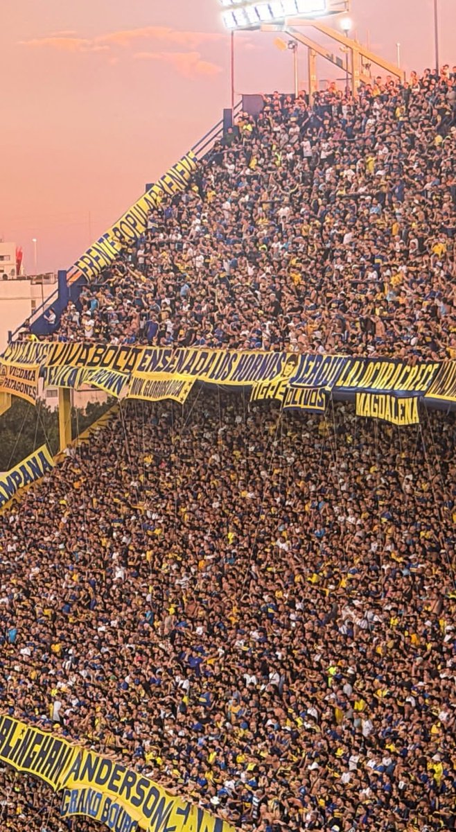 La Logia Bianchista ✍🏼 (@logiabianchista) on Twitter photo 