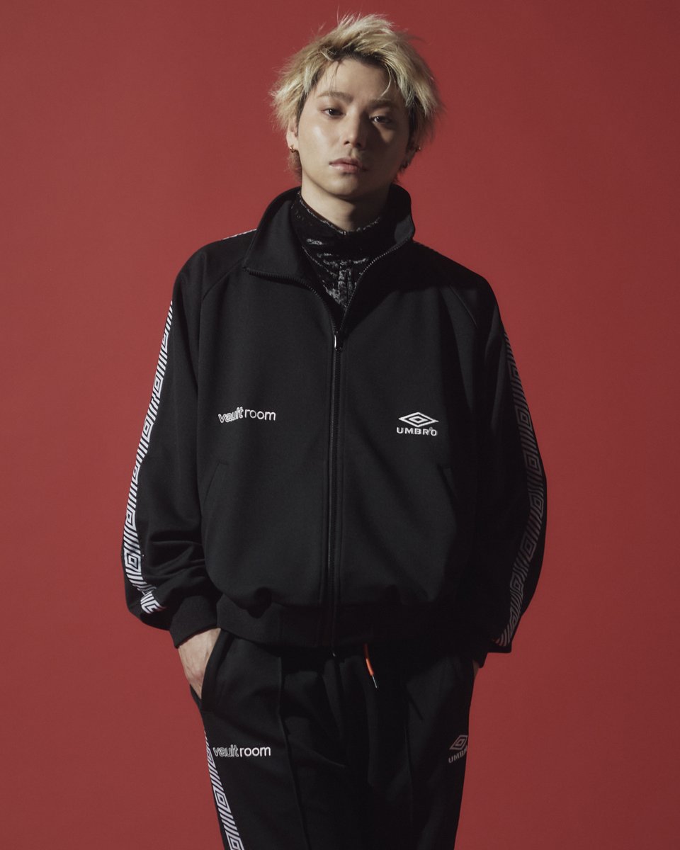 2.17
vaultroom x UMBRO

Model : Nijiro Murakami

vaultroom.shop/pages/look-012