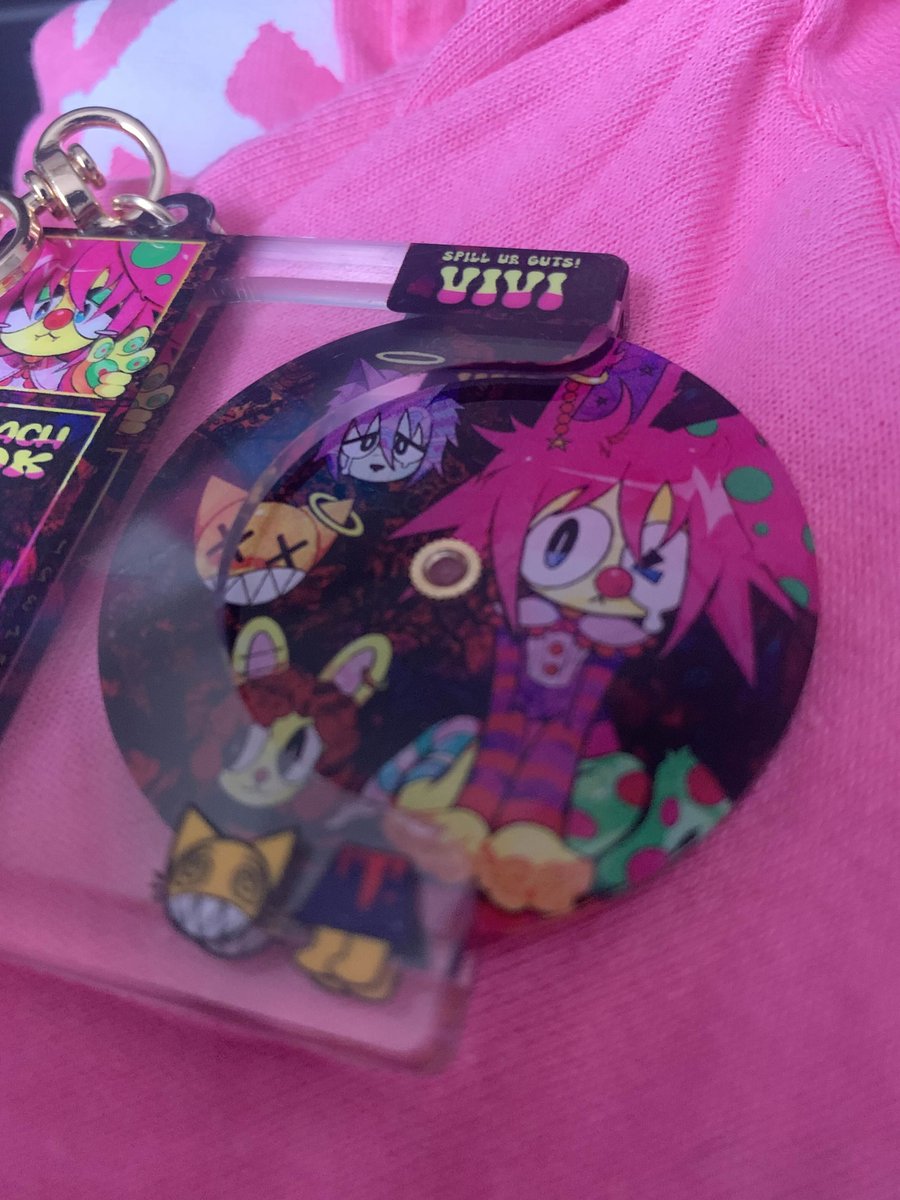 beeixzy better photo of the signature on the vinyl too, but it's