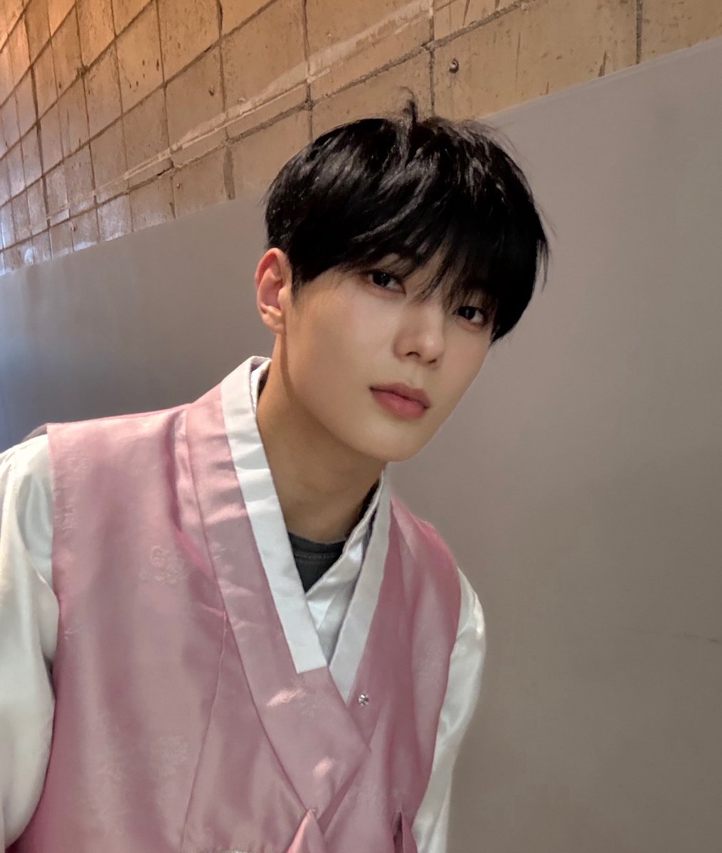 ㅂㅎㅇ tweet media