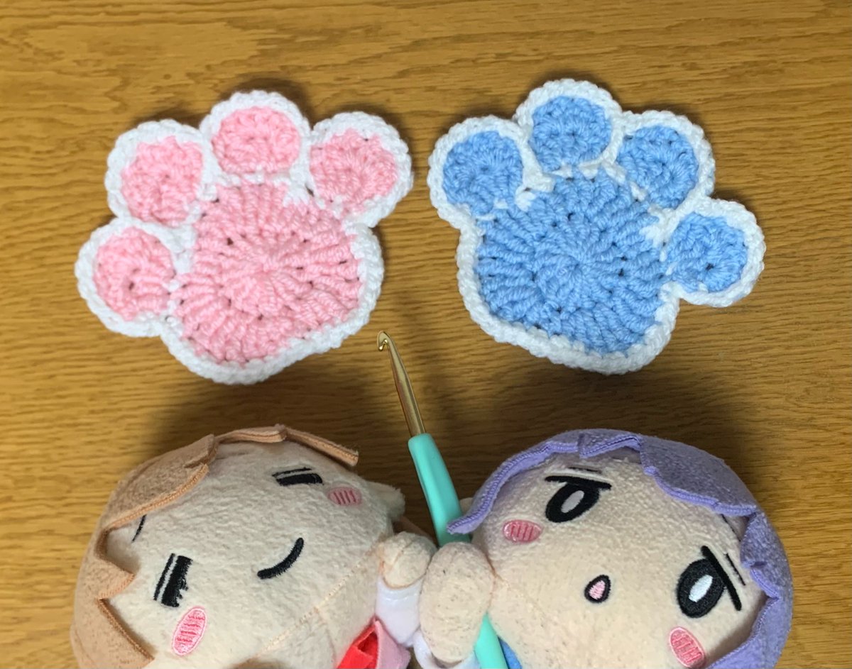 最近かぎ針編みを始めて肉球コースター編みました🐾
めちゃくちゃかわいい🐾