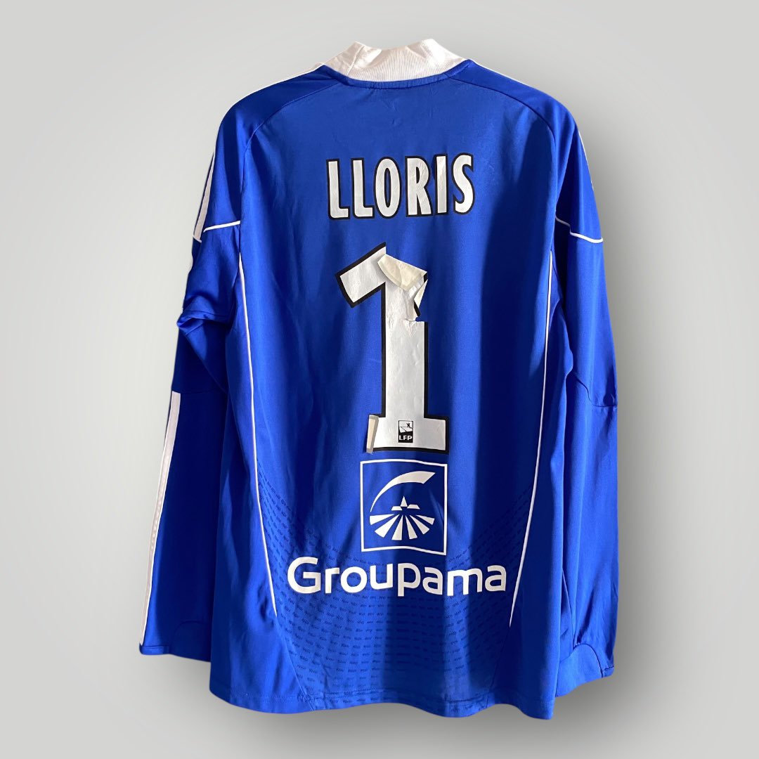 NgLelang's tweet image. #f9 
Lion GK 2010 PI
Player Issue Formotion
Size M 51x76cm
very good
nns original crack ada lepas
kaen dll cakeps

#bestoffer #lelang #auction #nganulelang #jersey4sale #original #official #jersey #shirt #kaosbola #bajubola #lyon