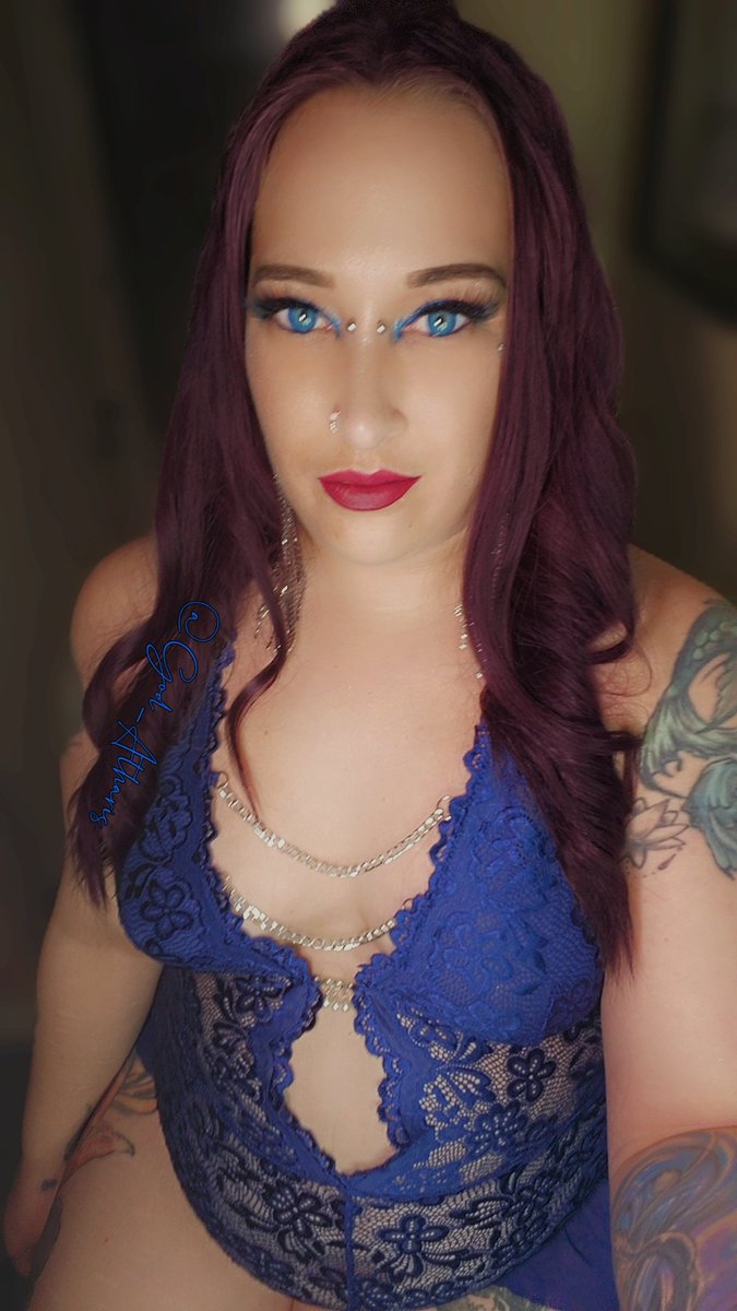God_Atharis's tweet photo. All I want is a little weak beta worshiping my ass, legs, &amp; size 7 feet while I ash in their mouth, spit in their face, &amp; take their money.
Findom bbw bodywhorship https://t.co/lzEIlQRsWJ
