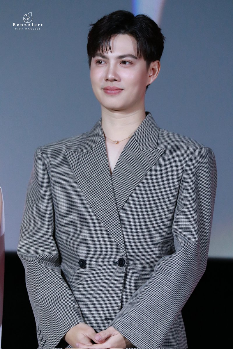 BenzAlertOFC's tweet image. —#BENZmySunshine

Start your day with a smile, and the rest will follow 😊

❥ @Benzalert_np
Benz Atthanin #BENZALERT
#แบตเตอรี่ของอเลิ๊ต