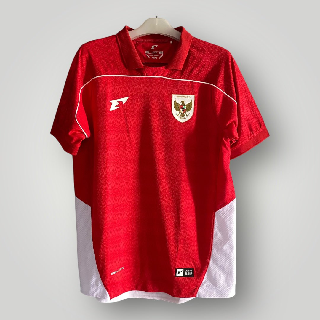 NgLelang's tweet image. #f12
Indonesia home 2025
Size M 51x74cm
Excellent

#bestoffer #lelang #auction #nganulelang #jersey4sale #original #official #jersey #shirt #kaosbola #bajubola #indonesia