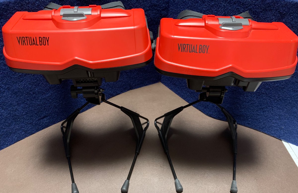 バーチャルボーイが2つ！い一体どっちが本物なんだぁ〜！🫣 て事