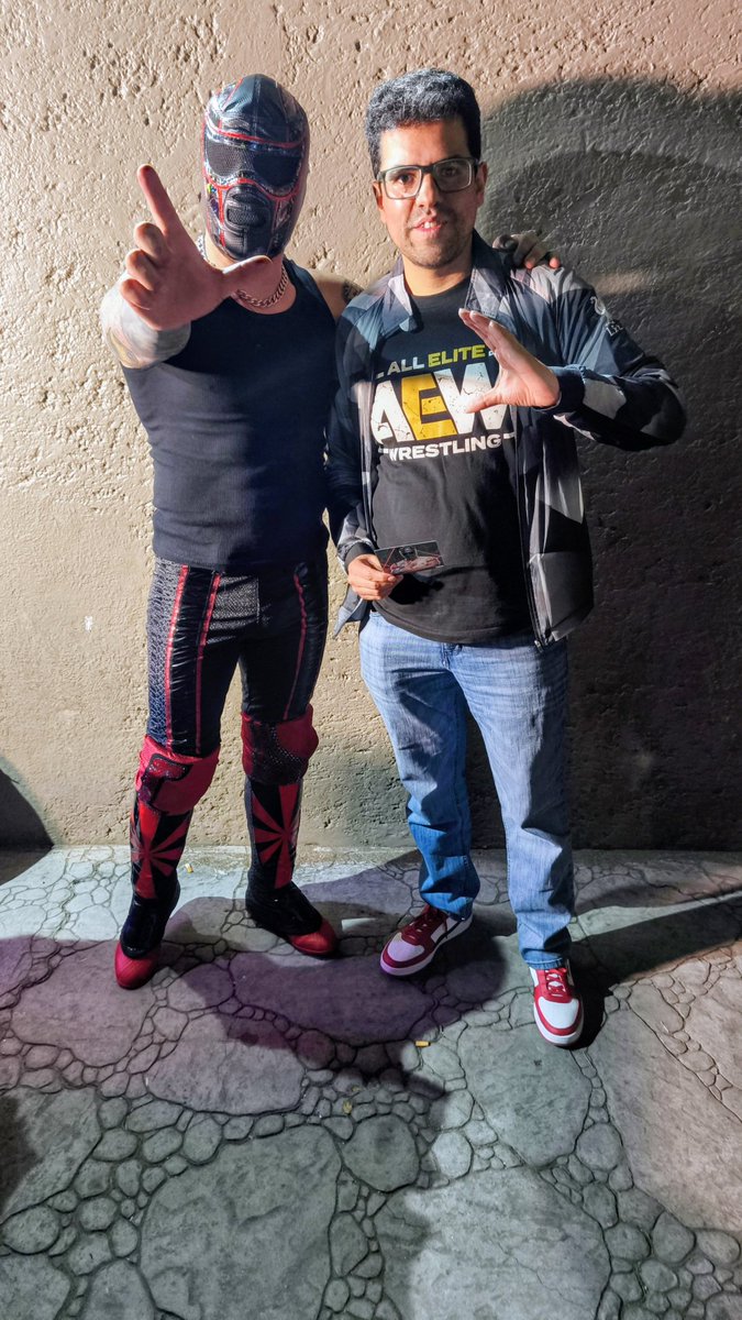 Run07Wrestling's tweet image. Con el ganador de la noche, 
Gracias @AewClon !!
#AEW 
#DCF