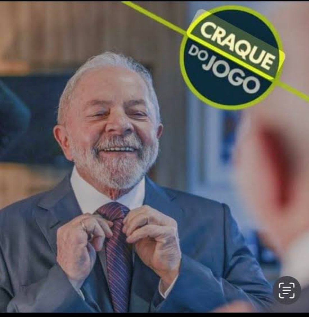 <a href="/BiazitaGomes/">Biazita Gomes</a> E outra: O TSE considera como campanha eleitoral a solicitação direta de votos. Em momento NENHUM a escola de samba pediu votos pro Lula.

Foi apenas uma expressão popular de HOMENAGEM à Lula.