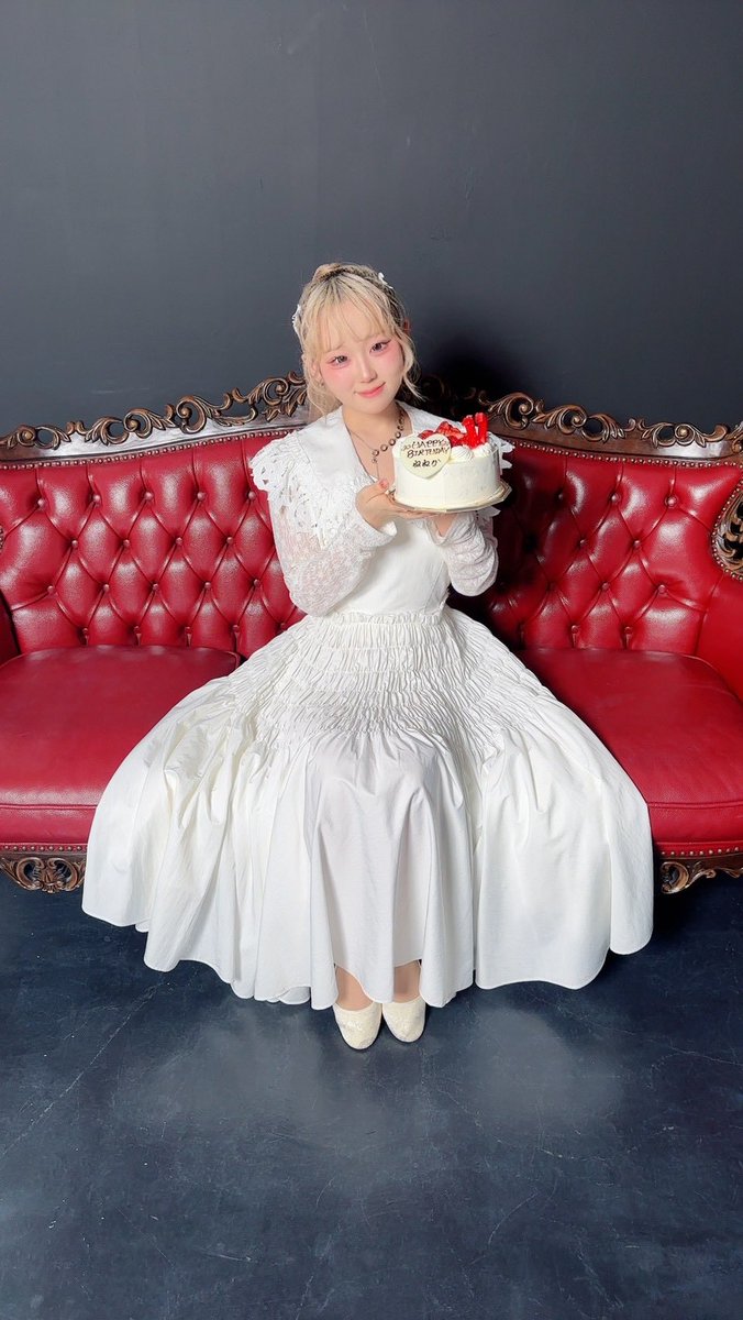 Lumera_jpn's tweet photo. 𝙃𝙖𝙥𝙥𝙮 𝘽𝙞𝙧𝙩𝙝𝙙𝙖𝙮
￣￣￣￣￣￣￣
- 2026.02.16 -
本日はねねかのお誕生日🎂

素敵な一年にしようね🤍

#Lumera
#ねねか
#happybirthday https://t.co/LdDnDvBJmP