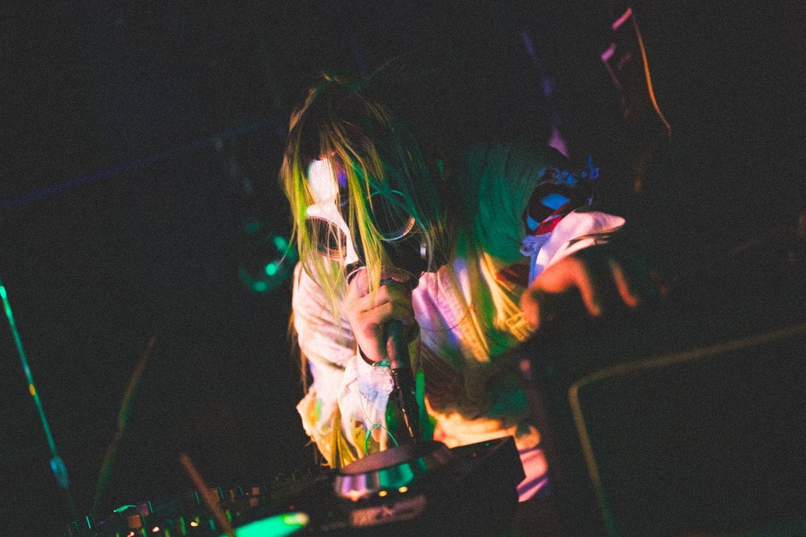 2/3 新宿アンチノック

<a href="/EITONOKAMITE/">とっっっても良い人間</a> 

#Slipknock
#Slipknot
📷<a href="/mizukiphoto0920/">Mizuki Fujiwara</a>