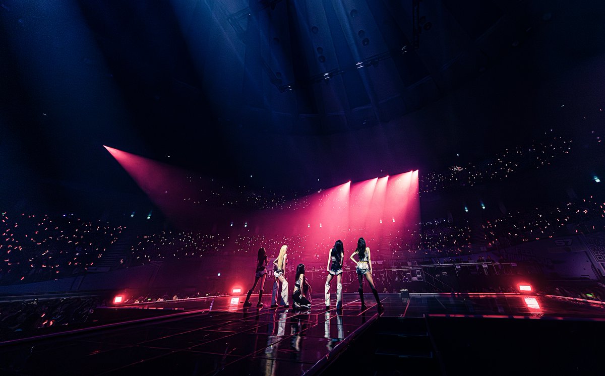 ITZY, 감각 선명히 깨운 월드투어 서울 공연 성료! 
"믿지는 언제나 있지의 힘이자 자부심, 소중함 새기고 열심히 달리겠다"
naver.me/GYDkytPk

#ITZY #MIDZY <a href="/ITZYofficial/">ITZY</a>
#ITZY_TUNNELVISION
#ITZY_TNVS
#ITZY_WORLD_TOUR