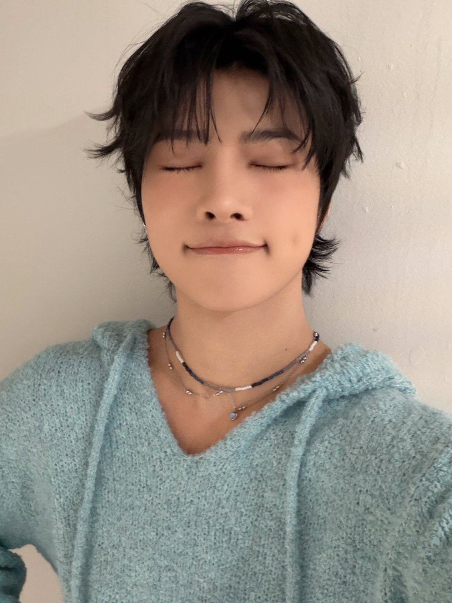 설날 연휴 잘 보내세요🥰

#시온 #SION