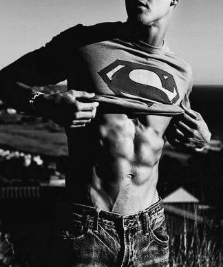 NewManOfSteel's tweet photo. #SeductiveSunday ? https://t.co/xTg3ToL9d0