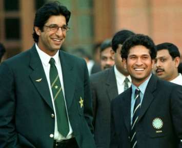 AxiomMind08's tweet photo. From hugs to no handshakes.
Political agendas and India’s new age religious & Communal hate, has ruined the beauty of cricket and sportsmanship..
#indvspaklive https://t.co/B4OEKWpZIT