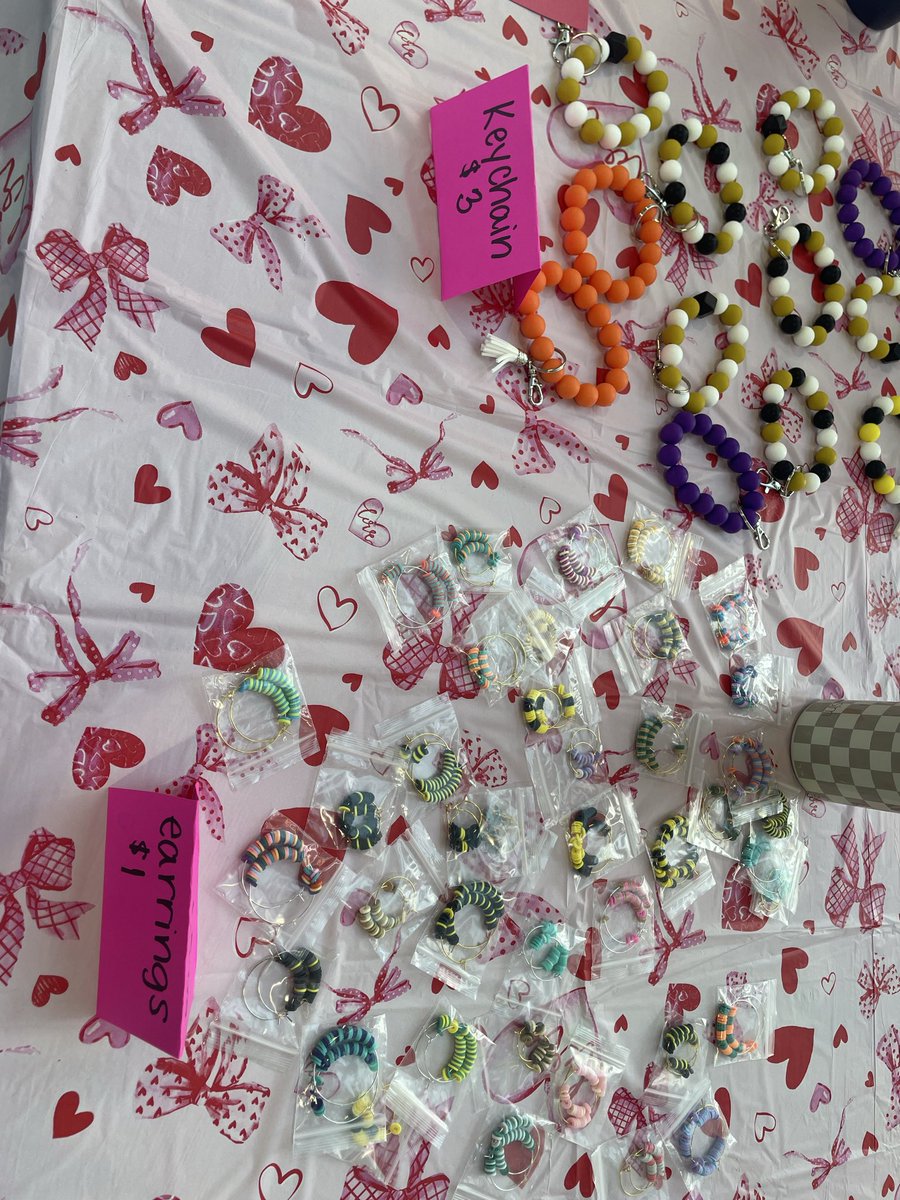 FzeEnterprise's tweet photo. It is so rewarding to see their hard work pay off. 🤍 Their dedication, teamwork, and effort made our Valentine’s Day sale a success. I am so proud of them! 🤍 https://t.co/4X3KiDx8YF
