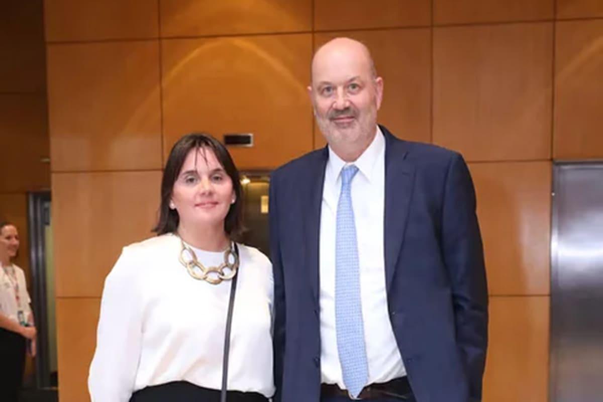 La Cancillería contrató a una asociación que dirige la esposa de Sturzenegger para dar cursos de inglés lanacion.com.ar/politica/la-ca…