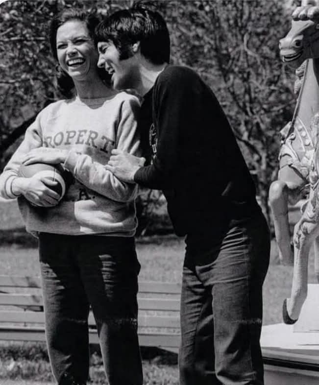 gginger069's tweet photo. Was It
Something I Said
๐๐
Change Of Habit
1969
#ElvisFilms
#ElvisHistory
โกโก https://t.co/PuCZTf3xQp