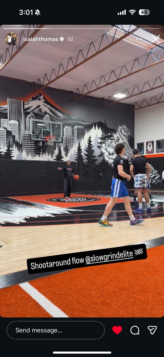 IT’s club team is down here for the Presidents’ Day tourney… and they’re getting work done in the facility I worked on and helped put together 🤞🏼