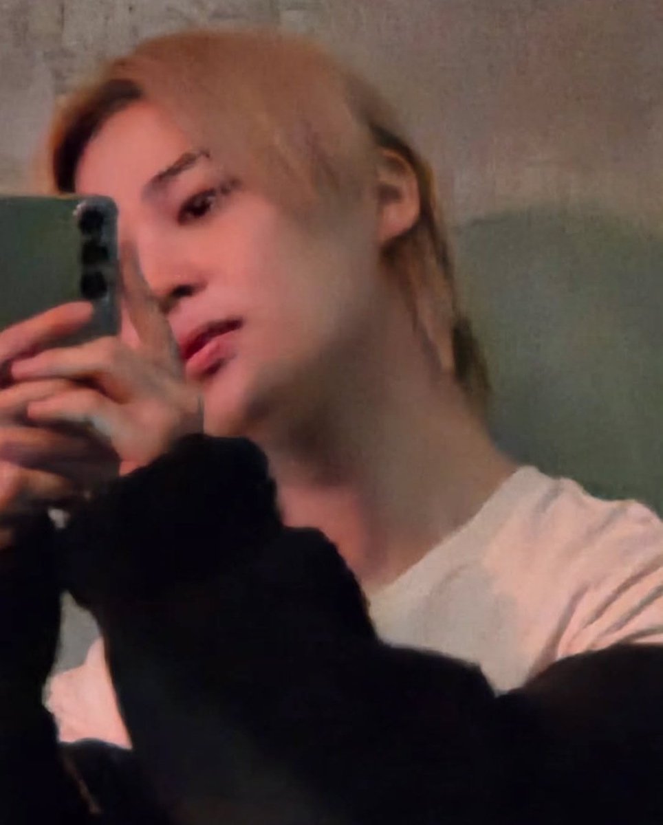 X에 공유된 박지민 관련 이미지