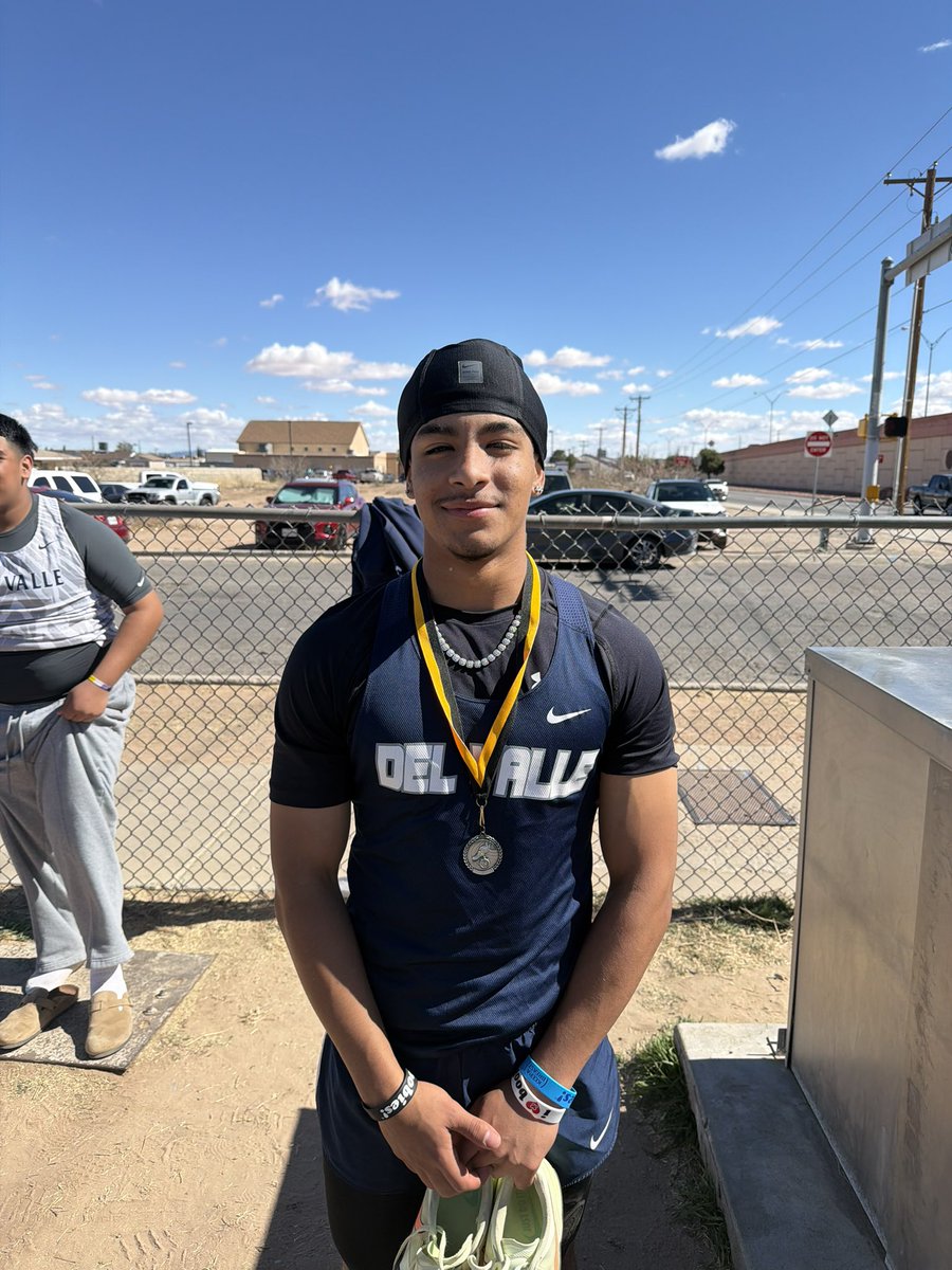 DV Track tweet media