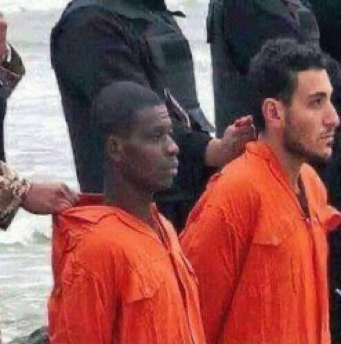 Uno de los 21 Mártires de Libia hace 11 años no era Cristiano, pero viendo el testimonio de sus compañeros de cárcel cuando le ofrecieron salvarlo, dijo: “su Dios es mi Dios”.