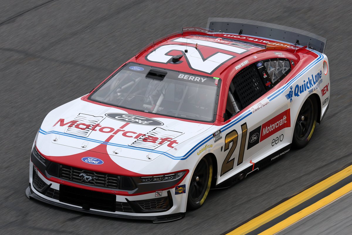 Josh Berry was the only driver not to be involved in an accident in the Duels or Daytona 500 this year