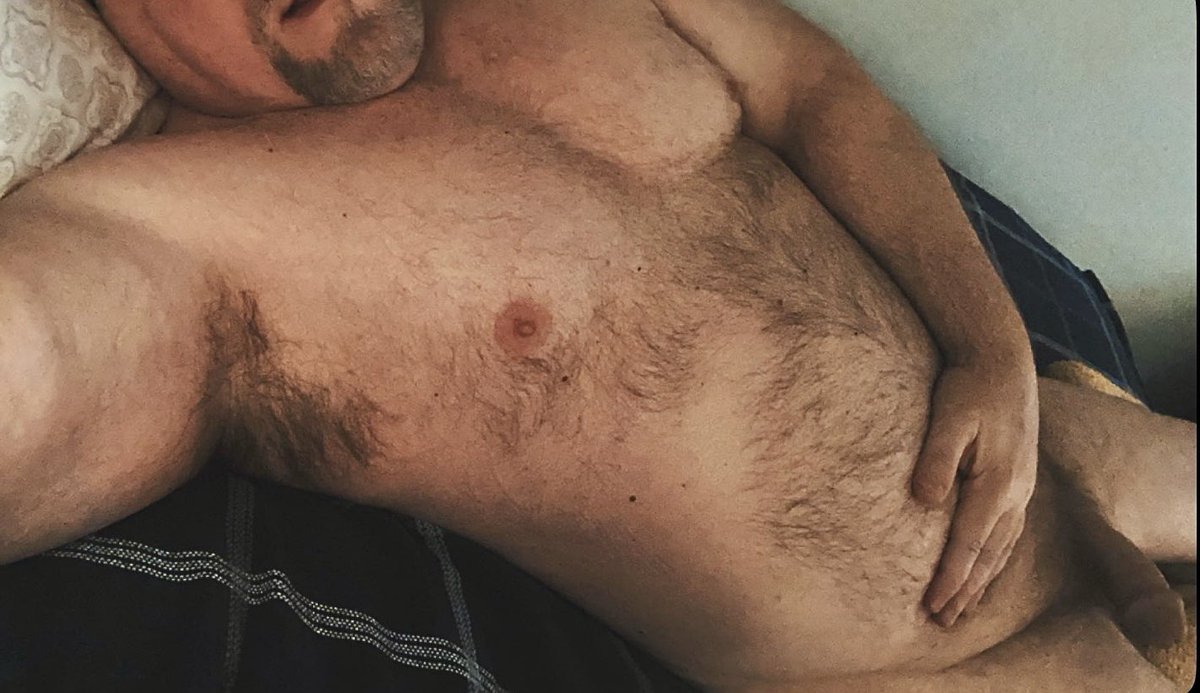 Hairy Happy Armpit tweet media