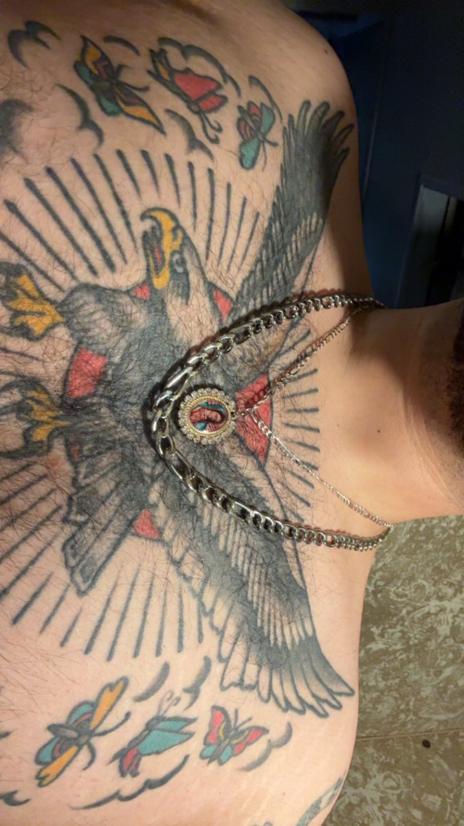 deadbeetfather's tweet image. Got a new necklace 😎

#Riverside #IE #corona #rialto #fontana #redlands #sanbernardino #la #socal #latino #oc #cali #tats