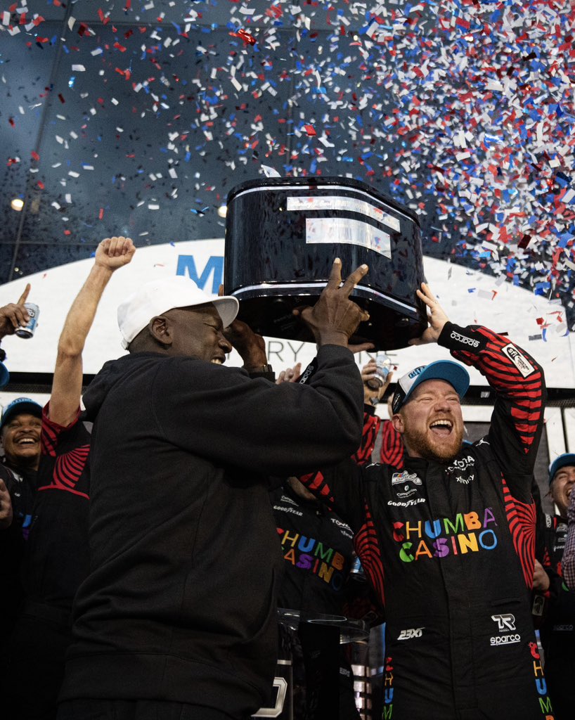 🏆

#Daytona500 Champs!!!

<a href="/TylerReddick/">Tyler Reddick</a> | <a href="/ChumbaCasino/">Chumba Casino</a> | <a href="/Jumpman23/">Jordan</a>