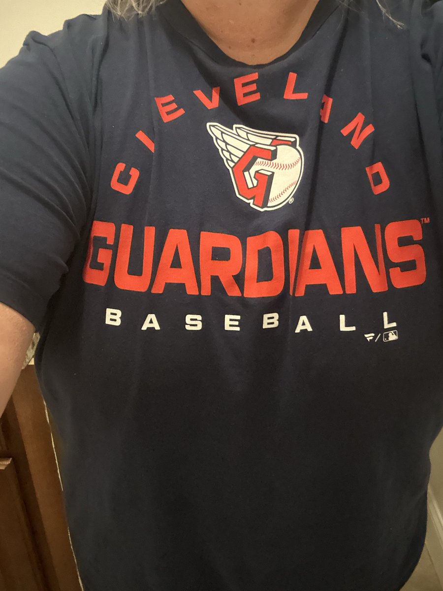 I’m proud to wear my #Guardians gear. Representing in FLA. Some dude just said I should be wearing an Indians shirt. Dude. It’s a name change. Get with the program. I don’t understand people. Get over it!!! Go Guards!! ❤️<a href="/CleGuardians/">Cleveland Guardians</a>