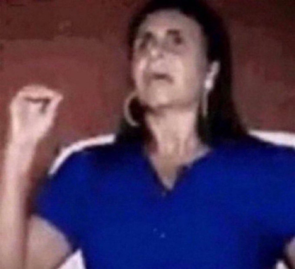 o conceito do marinada: ela deixou todo mundo marinando no sol