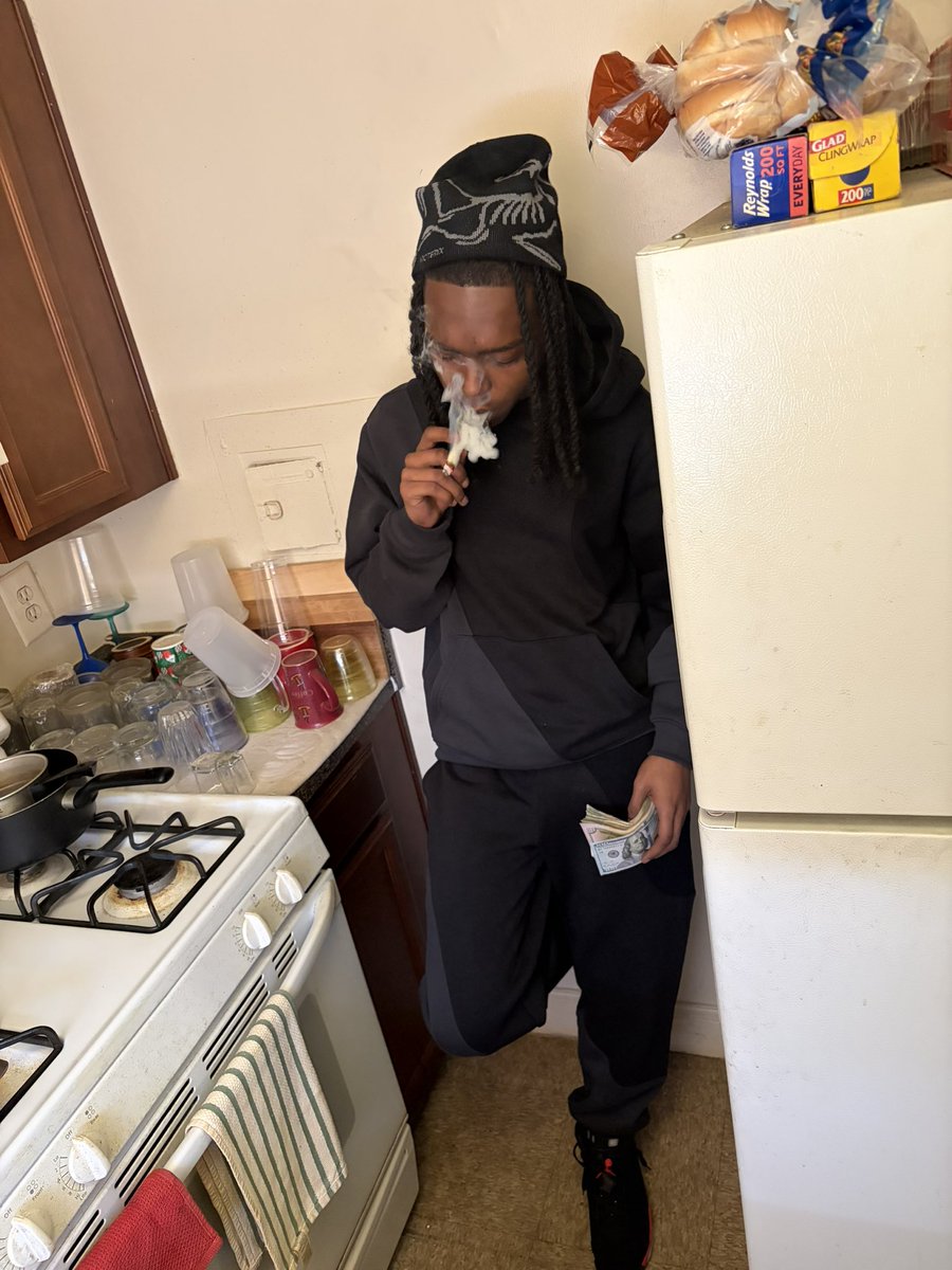 _YungSemi's tweet image. YIC✨💰#FreeDaMen #LLDaMen