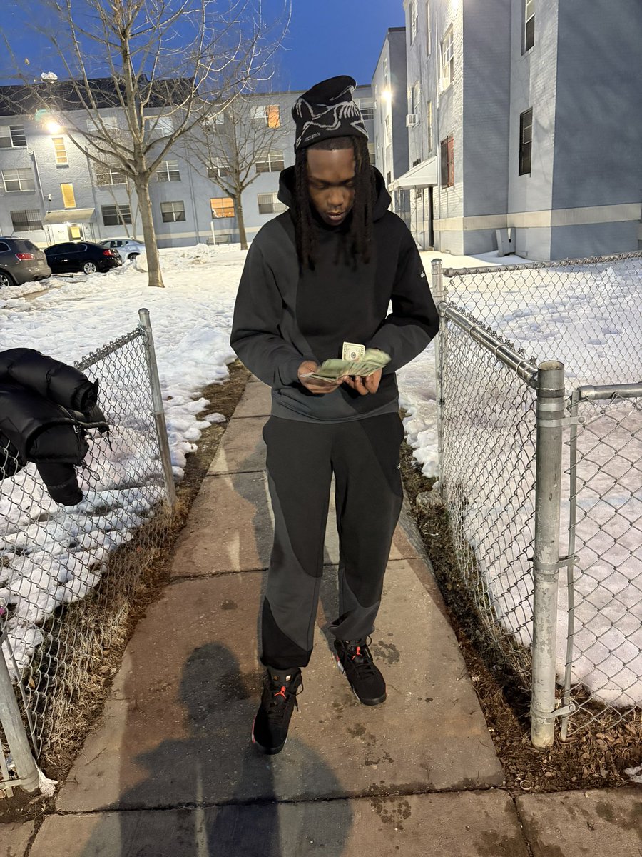 _YungSemi's tweet image. YIC✨💰#FreeDaMen #LLDaMen