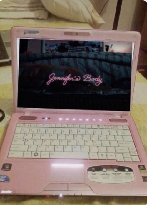 OldInternetFeel's tweet photo. https://t.co/Gs9DglEklF