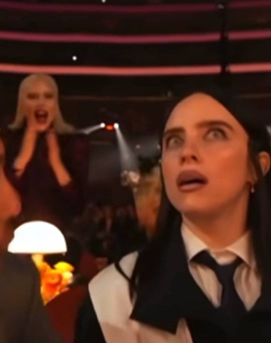 _ProtoBur_'s tweet photo. I went on break, but now I'm back.

I'll upload regularly again :P

Peak person on the Lady Gaga and Billy Eilish meme: kitty_artlol (Instagram) https://t.co/Vx6izgKwPx