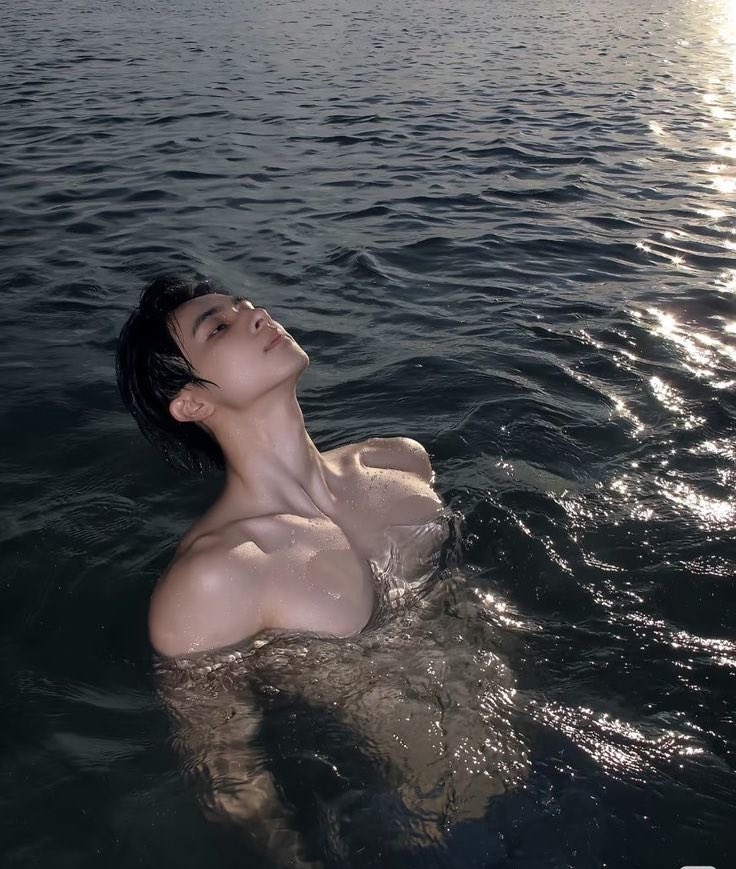 asiandiary_'s tweet photo. Sea https://t.co/w3WpxsQvZl