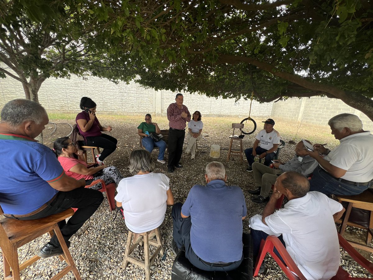 Secretaría de Organización AD en Resistencia Lara tweet media