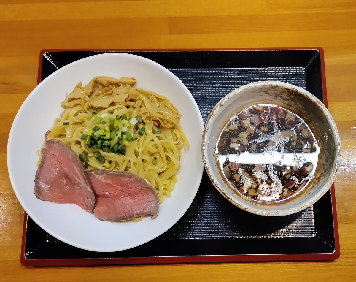 2/16(月)は昼のみ営業です✨

牛骨と丸鶏の白湯そば、松山豚汁ラーメンあります😀
豚汁ラーメンは5食限定です！
よろしくお願いいたします🙇

※3/29(日)は学用品交換会を行います
寄付いただける方募集しております

#麺屋あきづ
#埼玉
#埼玉ラーメン
#上尾ラーメン
#牛骨ラーメン
#出前館
#Raプラス