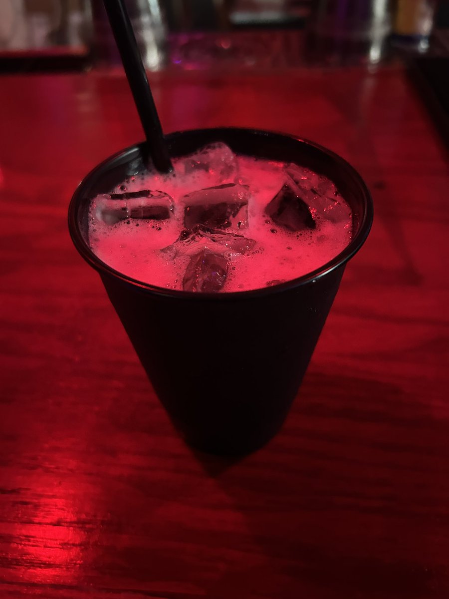 Flowergothic tweet media