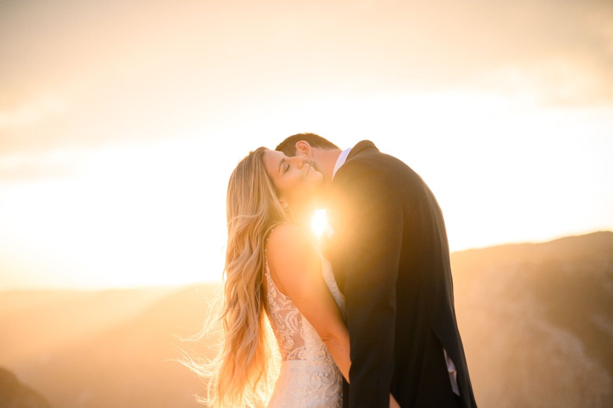 Taft Point Wedding up on the blog with Katie and Reece.
|charletonchurchill.com/taft-point-wed…