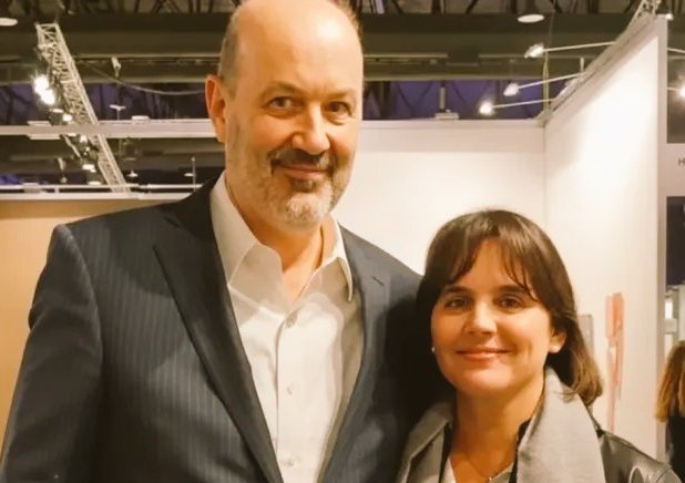 Una consulta <a href="/fedesturze/">Fede Sturzenegger</a>: si tu mujer se lesiona jugando al paddle, igual le pagan el contrato con  <a href="/Cancilleria_Ar/">Cancillería Argentina 🇦🇷</a>?