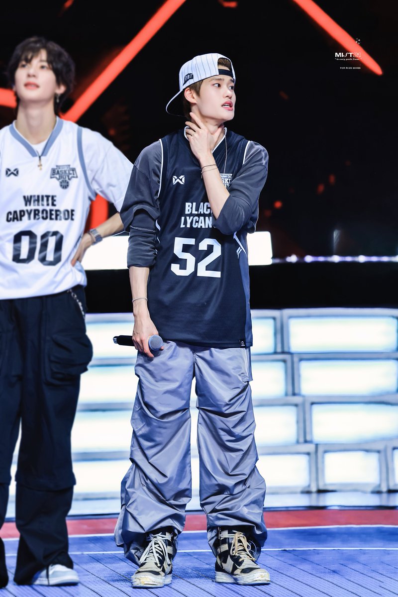 soheeteeth52's tweet photo. 260215 3Fight3 Basket Boy Match 3 Halftime Show
#sohee #소희 #riize #라이즈 

photo by: @MIST1121_ 
detailed info and links: https://t.co/k0Ztf78xx5 https://t.co/95U1PTwEzj