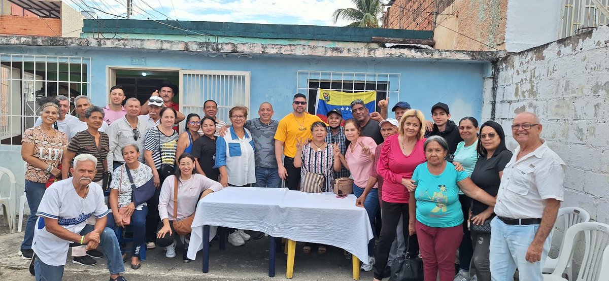 #Hoy reunión del CEM Valmore Rodríguez. Saludos a nuestro Secretario de Asuntos Municipales de esa localidad Gerónimo Conde y a nuestra Sub Secretaria Seccional Bélgica Ramos #ADelante <a href="/ADemocratica/">Acción Democrática</a>