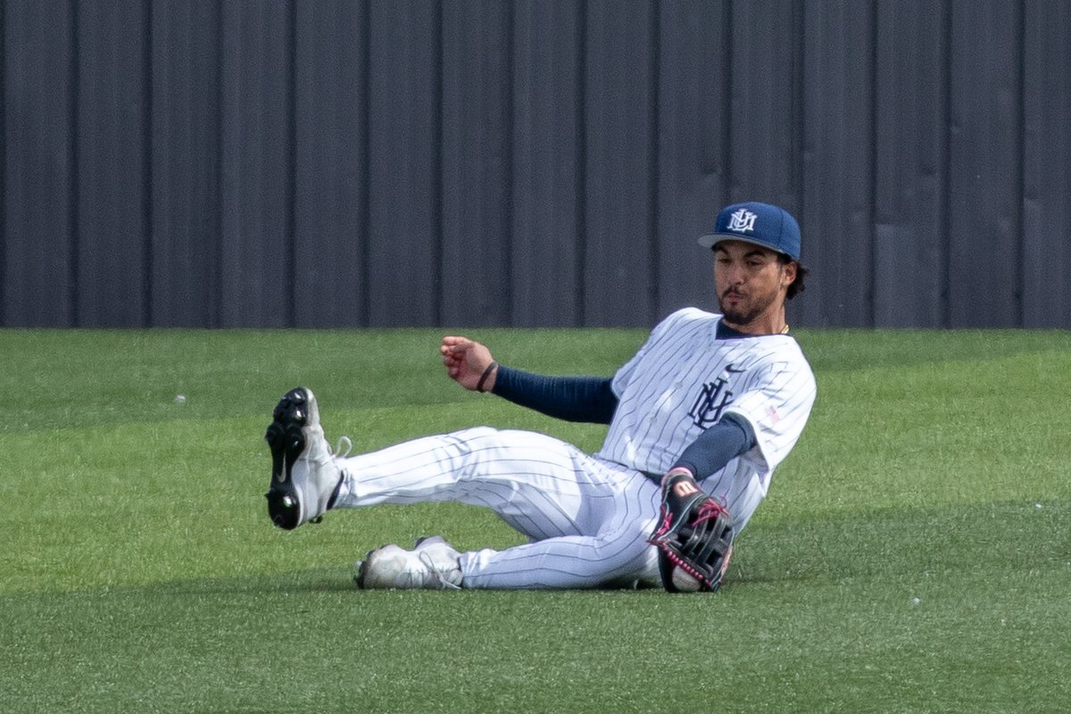 Top Row Pics tweet media