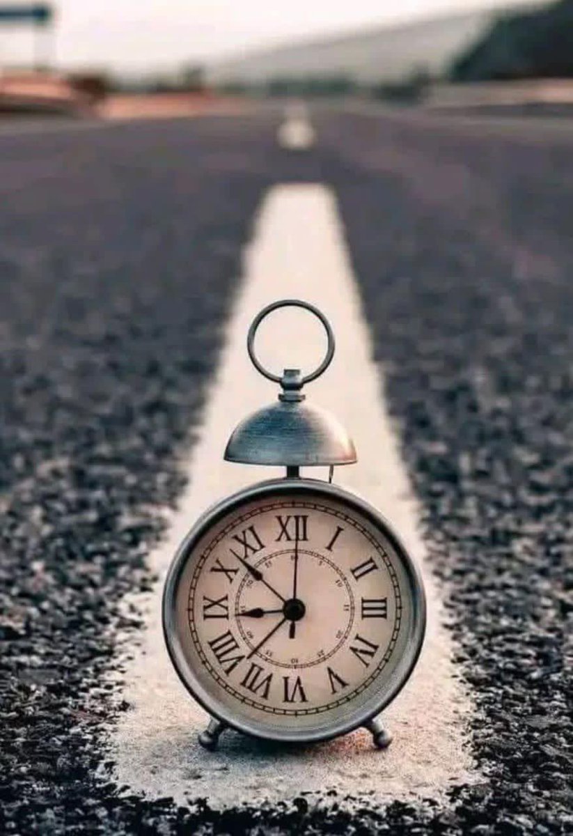 Nasraكل خسارة تُعلّمك، وكل انتظار يُهذّبك، وكل #ابتلاء يُطهّرك… لا تنظر لما فات، بل لما سيأتي، فالله كريم لا يترك قلبًا أحسن الظنّ به إلا وأكرمه