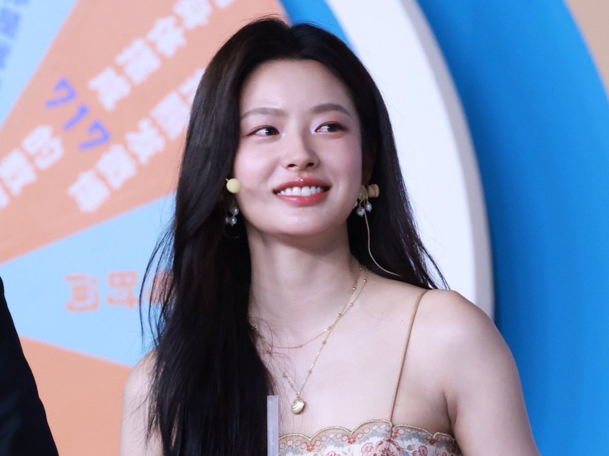 xu ruohan pics tweet media