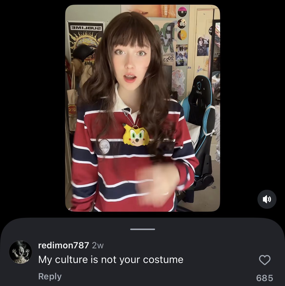 MY unhealthy obsession with a mentally unwell person is better than YOURS you smelly foid