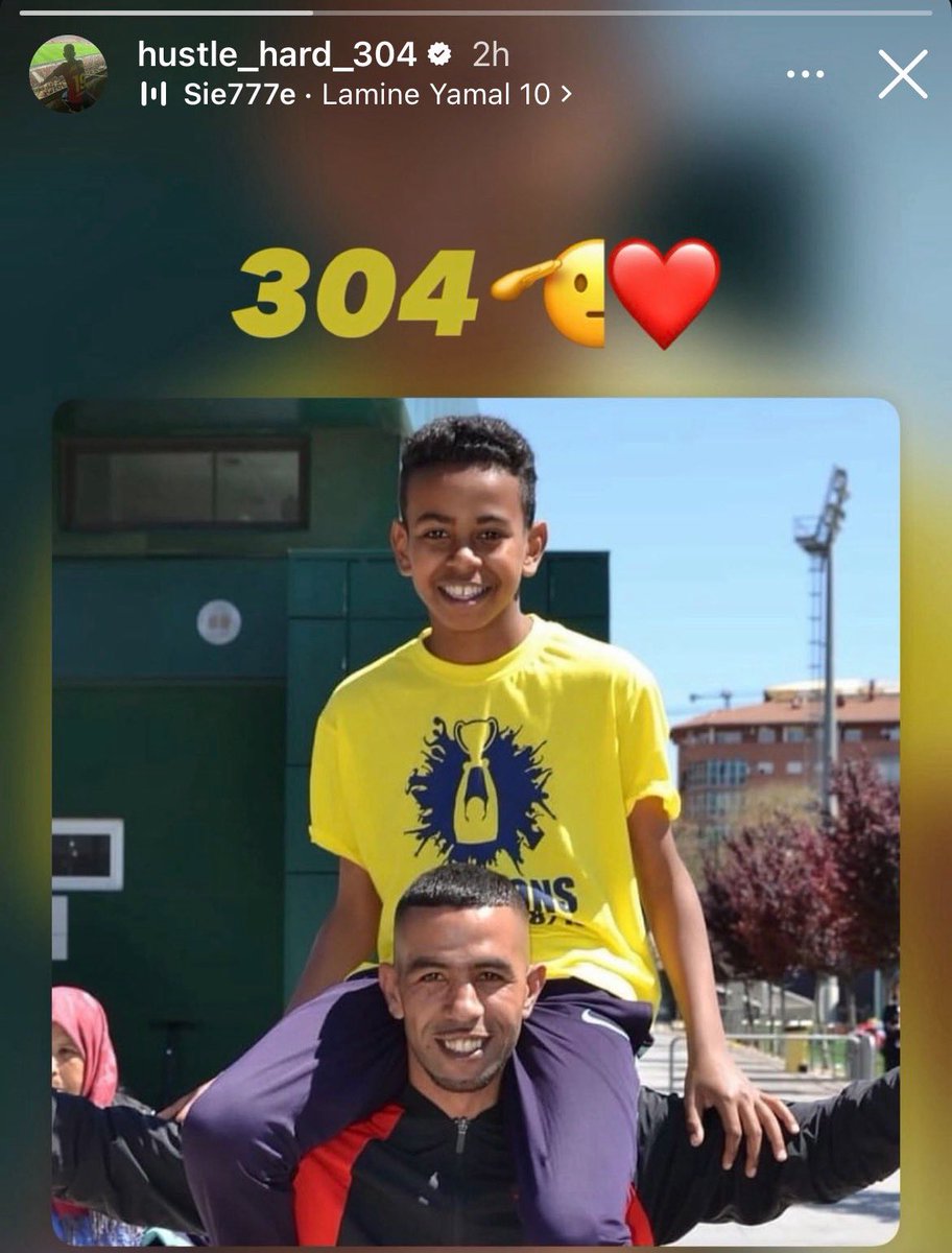 Hustle hard standing firmly with his son 💙❤️

Remember how they tried to tell us on this app how Lamine Yamal father is bad for his career 

A father who stood still with him right from Lamasia days and attend every single match 

They always try to police everything about his